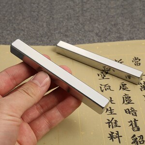 Kalligraphie Schreibbürstenhalter & Paperweitht, chinesische Kalligraphie Stifthalter.Brush Rest/Halter mit Fugu Design.