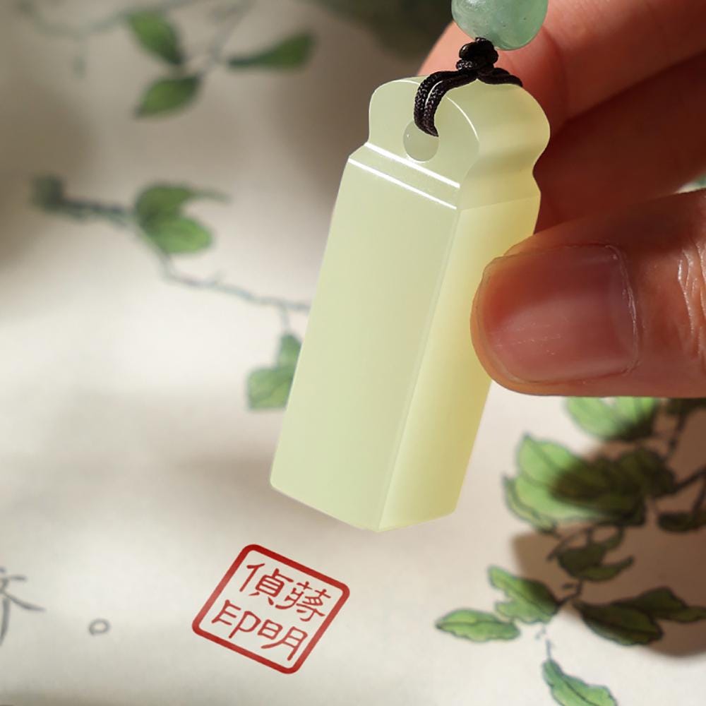 天然翡翠の中国名印：手彫りの石の印鑑 - Etsy 日本