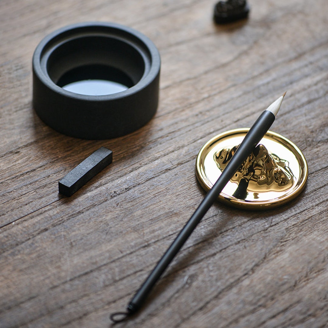 Chinese Calligraphy Inkstone With Cover for Calligraphy Practice and  Painting. 
