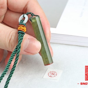 Chinesischer Dandong Grüner Stein Siegel, chinesisches Siegel nach Benutzerdefinierten, chinesische Stein Robbe Schnitzerei, chinesischer Stein Kreis Siegel mit Ihrem Namen handgraviert.