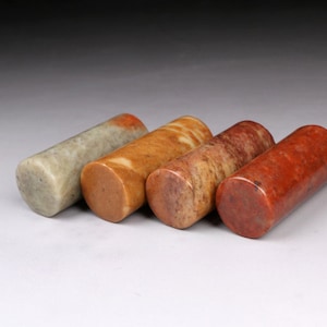 Sigillo cinese Shoushan Chop, sigillo personalizzato cinese, scultura in pietra cinese, sigillo circolare in pietra cinese con il tuo nome inciso a mano.