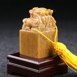 Sigillo di taglio cinese, sigillo personalizzato cinese, scultura di sigillo di pietra cinese, sigillo quadrato di pietra cinese con il tuo nome inciso a mano.