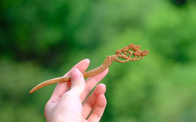 青松 檀木发簪 Incense pine unisex Épingle à cheveux-Chinese santal hair pin image 3