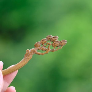 青松 檀木发簪 Incense pine unisex Épingle à cheveux-Chinese santal hair pin image 1