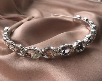 Silver CLEAR jewel headband, Grey and silver tiara, Wedding hair band, Bridal headpiece silver, Crystal tiara, Pearl head band