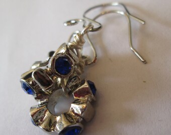 Silver and Blue dangle earrings, blue earrings, dangle earrings, gift for her, gift for wife, gift for mom, gift for girlfriend