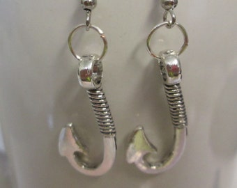 Fish Hook Dangle Earrings, drop earrings, dangle earrings, beaded earrings,