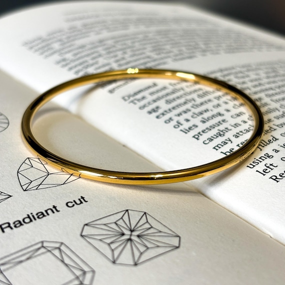 Gold Stainless Steel Bangle: 3mm Hypoallergenic Wire, Tarnish Free