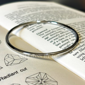 Silver Stainless Steel Bangle 3mm Wire 316L Hypoallergenic, Water Heat Sweat Resistant Tarnish Free Ex Small, Small, Medium, Large, Ex Large