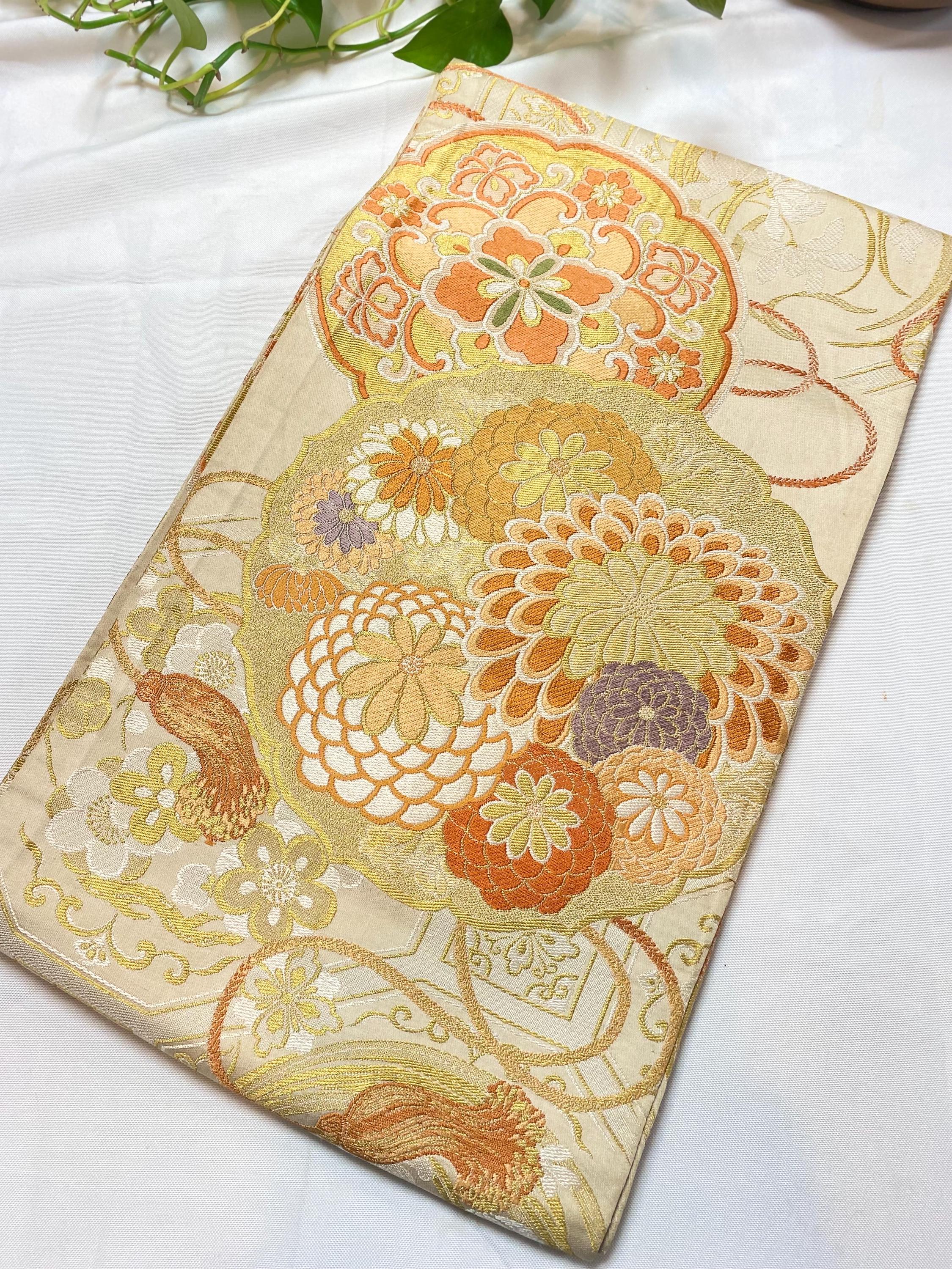 松梅 菊 鶴 アンティーク丸帯 ヴィンテージ着物 / 帯 / 着物帯 / 丸帯 / 鶴 / 松 / 菊 - Etsy