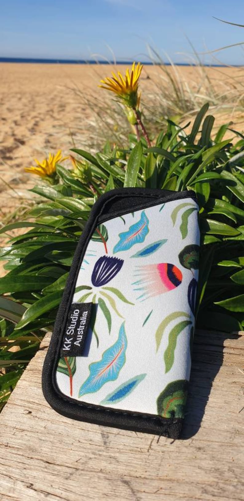 Glasses cases Glasses soft pouch Glasses case Portable Small Sunglasses cases Floral Handmade Made in Australia Gift idea. Banksia classic bold