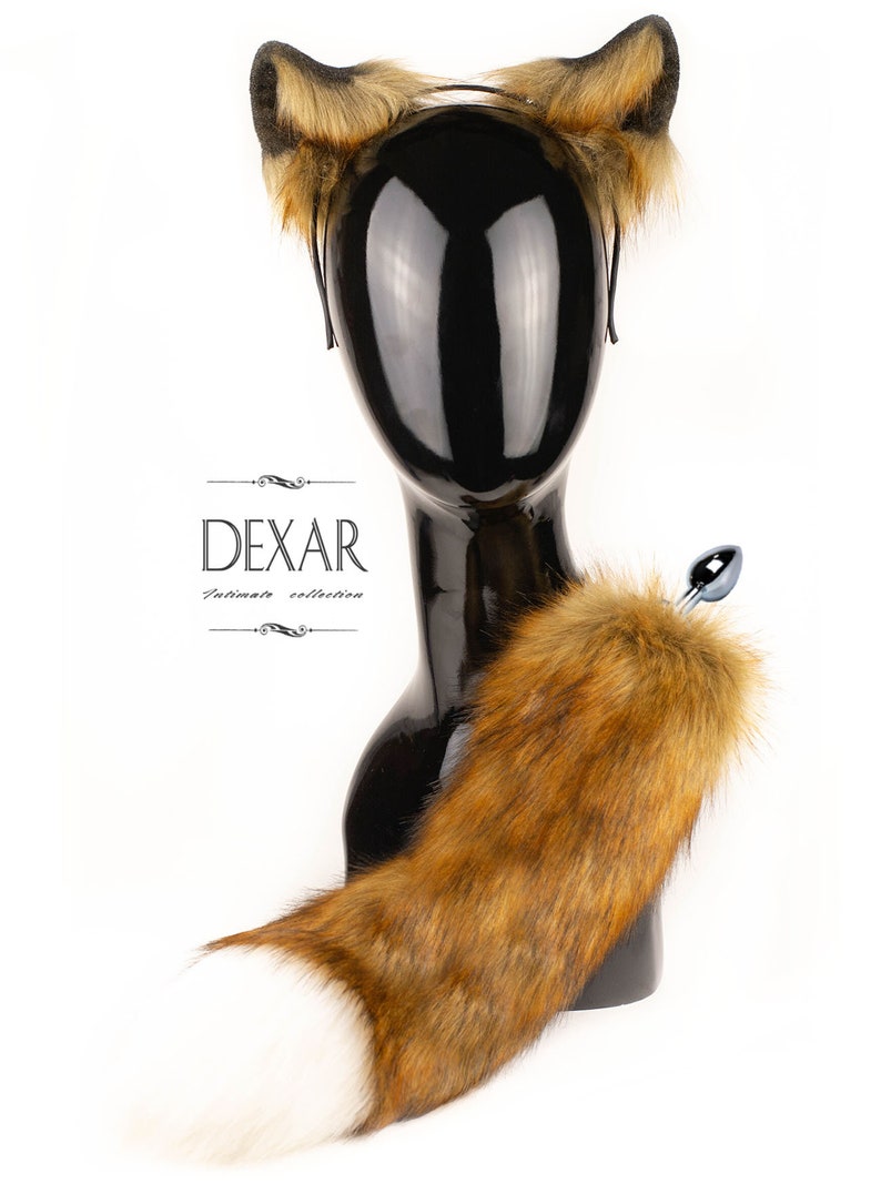 girl wears fox tail butt plug and gets fucked girl wears fox tail butt plug and gets fucked
