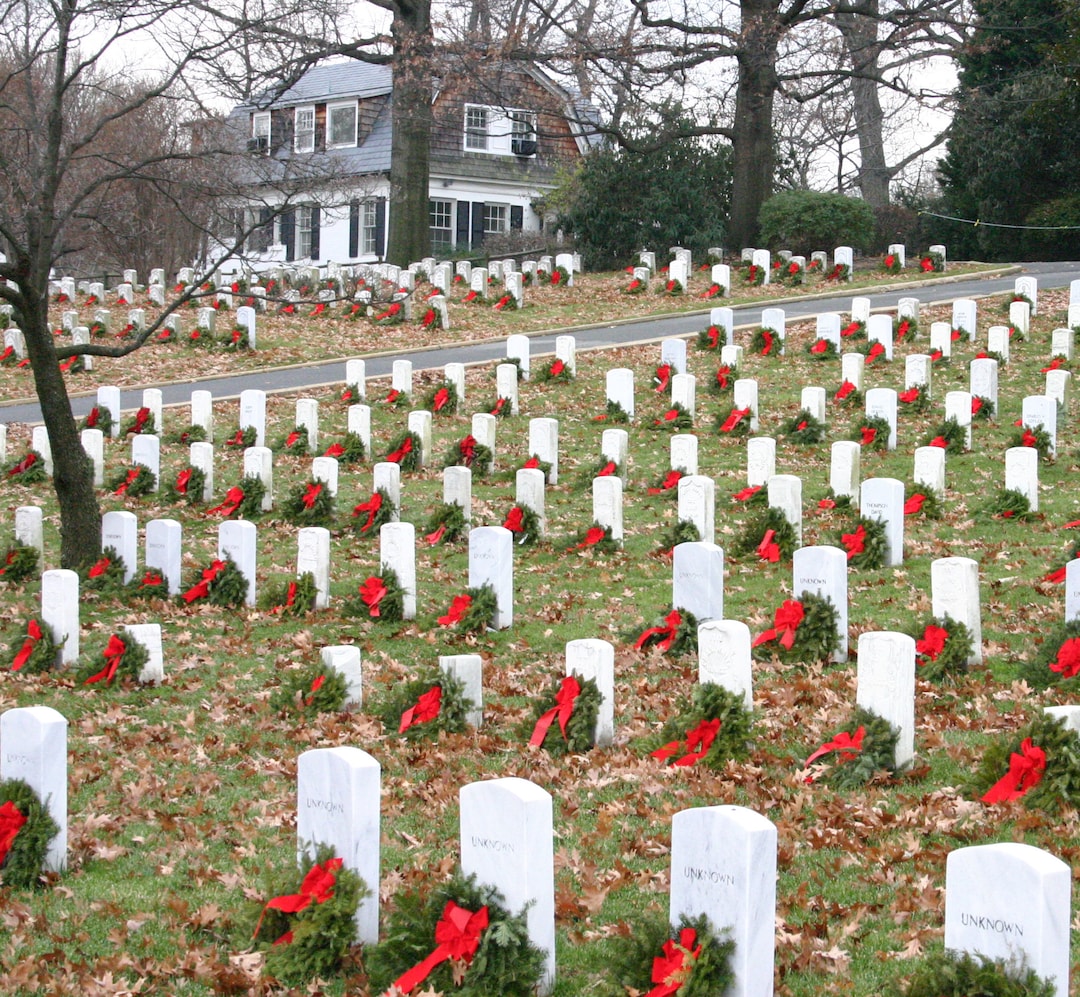 Arlington Cemetery at Christmas Etsy