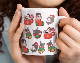 BERNER JULMUGG: Knubbig berner sennenhund julkonst på vit glansig keramikmugg, kawaii design av Bark&Run!