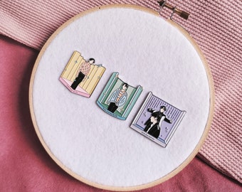 jus2 Lyrics Emaille Pin