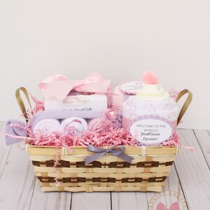 baby girl ke liye gift