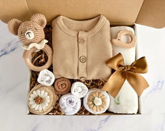 Woodland Bear Baby Gift Box, Gender Neutral Newborn Set