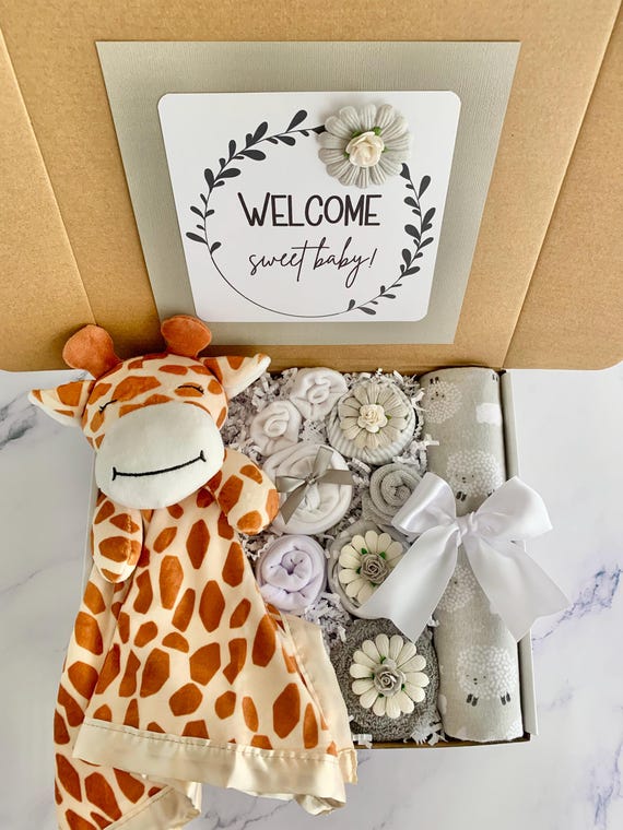 For Herself Gender Reveal Gift Set, Dad Mom New Patents To Be - Main Image