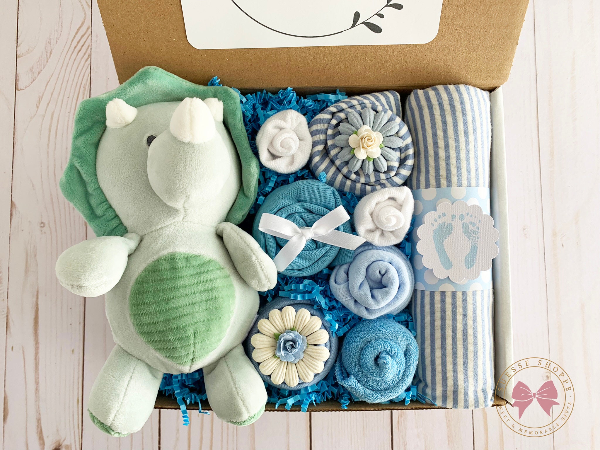 Caja de regalo para bebés recién nacidos Elefante, mono, babero y gorro  personalizados Caja de regalos para recién nacidos Estadísticas de bebés y  vestimenta personalizada -  España