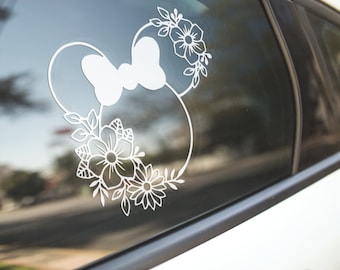 Floral Minnie Decal, disney decal, disney car sticker, disney gift, mickey, mickey gift, Minnie, Minnie gift, gift for her