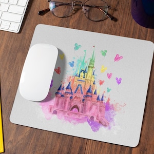 Aquarell Regenbogen Schloss Mousepad - Disney inspiriertes Stoffmaus mit Luftballons