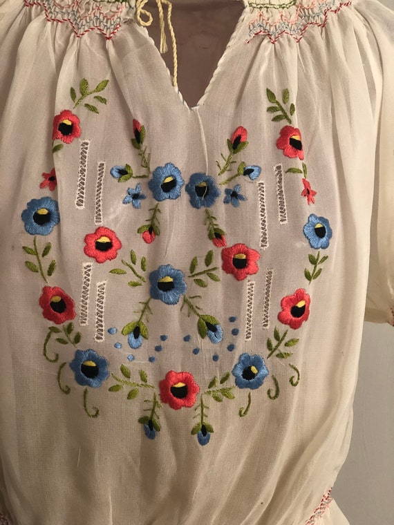 1930s Embroidered Hungarian Top