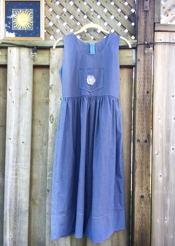 Vintage Daisy Midi Summer Dress