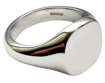 925 Solid Sterling Silver Men's Chunky Oval Signet Ring. Bespoke, Hand Finished To Order. 14 x 13 x 2.9mm. Fully U.K. Hallmarked