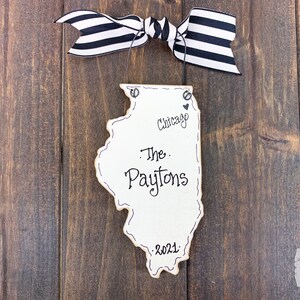 Illinois Ornament, Illinois Gifts, State of Illinois, Personalized Wood Ornament, Chicago Christmas Ornament, Moving Away Gift image 2