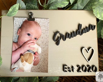 Cadeau pour une nouvelle grand-mère - Cadre photo personnalisé pour grand-mère, Mimi, grand-mère, Gigi, tante, nouveaux parents ou prénom personnalisé ; Nouveau cadeau grands-parents 2024