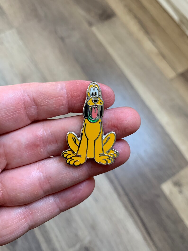 Cast Exclusive Set of Four Pluto Pin 112985 Shanghai Disney Resort