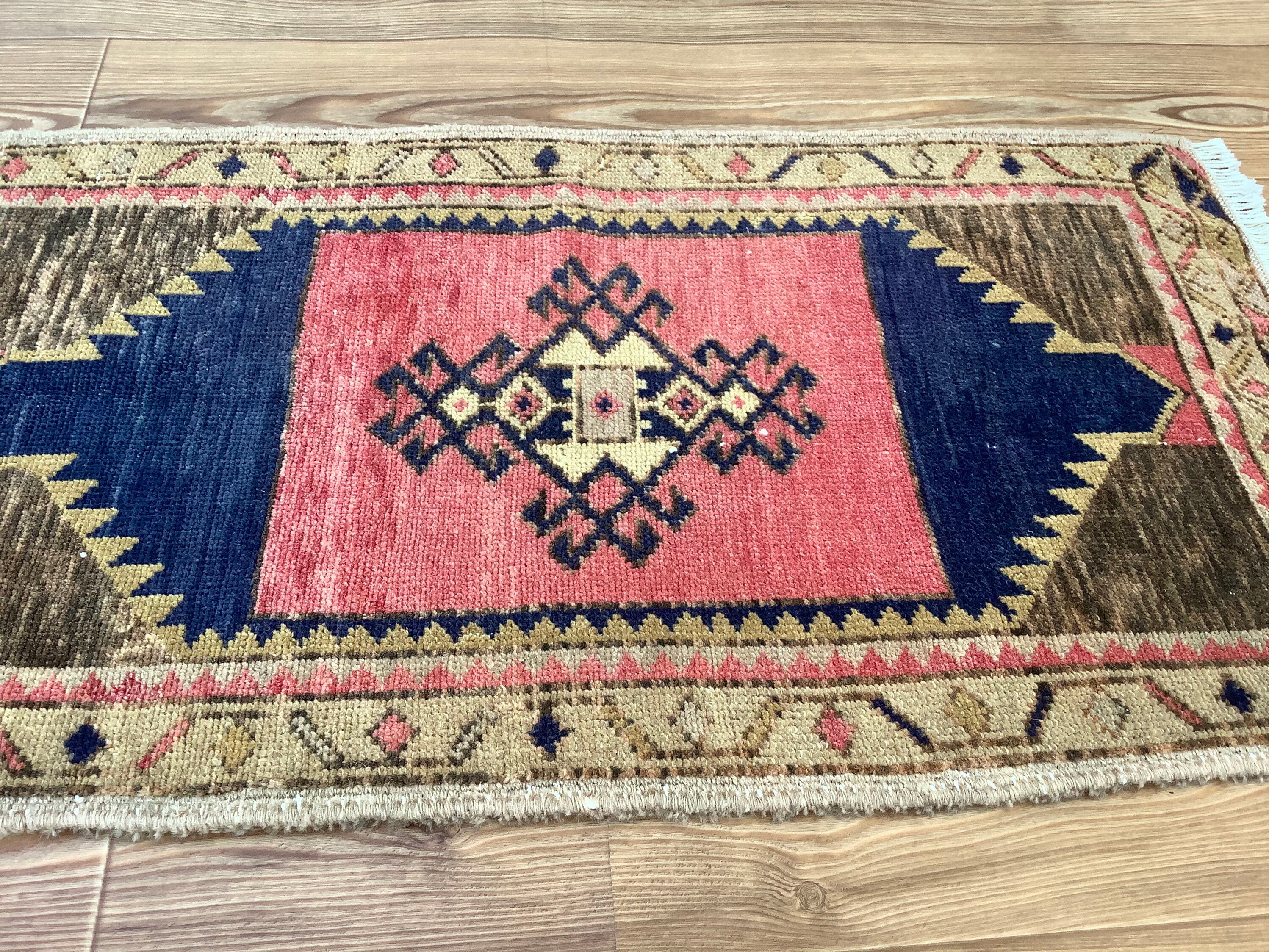 Seat Cover Rug/ Bath Small Rug/ Oushak Rug/ Anatolian Rugs/ Turkish Rug