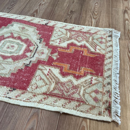 1’8x2’11/anatolian rugs/door mat rug/entrance decor mat rug/oushak rug/vintage sales small rug/bathroom mini rug/home decor rug/bedroom rug/rugs