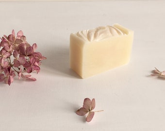 Goats Milk Soap / Cold Process Soap / Luxurious Soap / All Natural Soap / Handmade Soap / Eco Friendly / Gift Idea