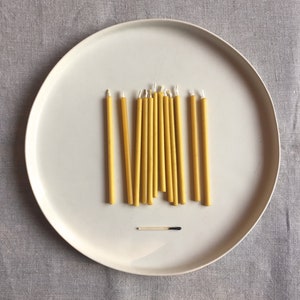 Birthday Candles / Set of 20 Slim Birthday Candles / Party candles / 100% Pure Beeswax / Eco Friendly / Gift Idea