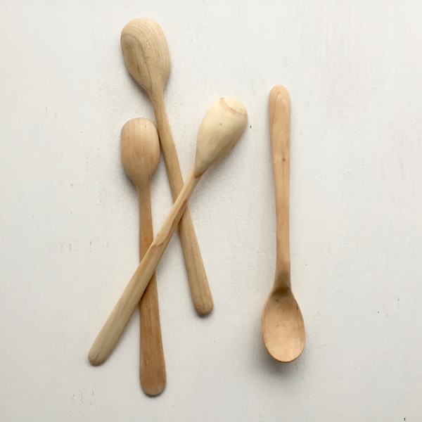 Hand carved wooden spoon / Wooden spoon for spices or salt / Small wooden spoon / Handcrafted / Minimalist / Unique