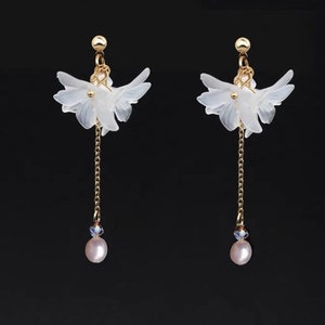 Gold Steel Korean Acrylic Flower Gold stud AAA 4-5mm Freshwater Pearls Crystal Earrings
