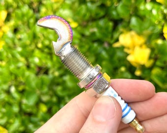 Spark plug bottle opener - Upcycled beer cap opener - Great gift for your favorite mechanic or racing fan!