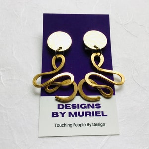 Clip-on Gold Hammered Swirl Aluminum Earrings