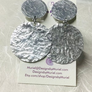 Clip-on Hammered Texture Aluminum Circle Earrings image 3