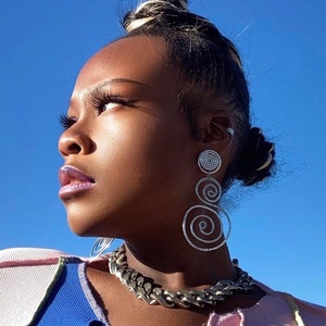 Clip-on Aluminum Double Open Swirl Earrings