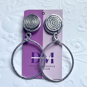 Reserved for Etsy Design Award 2023 Available for Purchase Clip-on Aluminum Textured Teardrop Hoop Earrings image 4