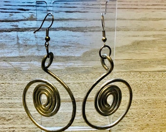 Medium Textured Aluminum Wire Closed Circle Hoop Earrings, Gift for Her, Mother’s Day Gift Idea