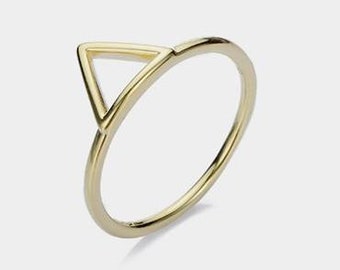 Gold Triangle Ring, Dainty Triangle Shape Gold Ring, Simple Minimalist Gold Ring, Geometric Ring, Gift for her,3A