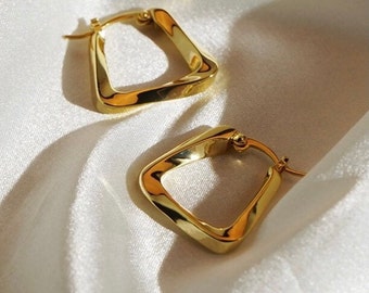 Twisted Hoop Earrings, Triangle Gold Earrings, Twisted Hoop,Triangle Hoop,Medium Hoop Earrings, Chunky Hoop Earrings, Thick Hoop,3A