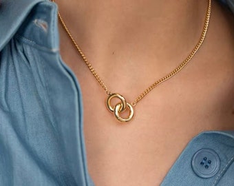 Interlock Necklace, Two Circles Necklace, Eternity Jewellery, Gold Intertwined Necklace, Jewellery Gift for her