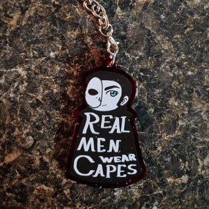 I veri uomini indossano mantelli - Ciondolo in acrilico POTO