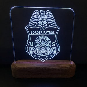 US Zoll- und Grenzschutz-Abzeichen Acryl beleuchtete Plakette. Polizei Abzeichen, personalisierte CBP Badge beleuchtete Plakette, Polizei Geschenk