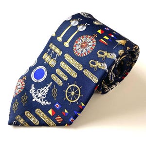 90s Alynn Men&#39;s Silk Tie &quot;Ship&#39;s Store&quot; Nautical Sailor Captain Print Made in USA Navy Blue Retro