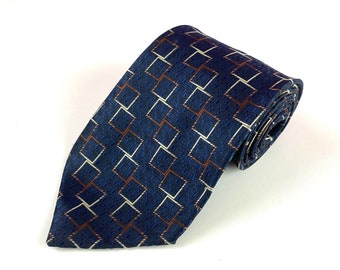 Cravate Hermès Neuve Avec étiquettes - 100% Soie, Motif Géométrique Violet/rose, Fabriquée En France
